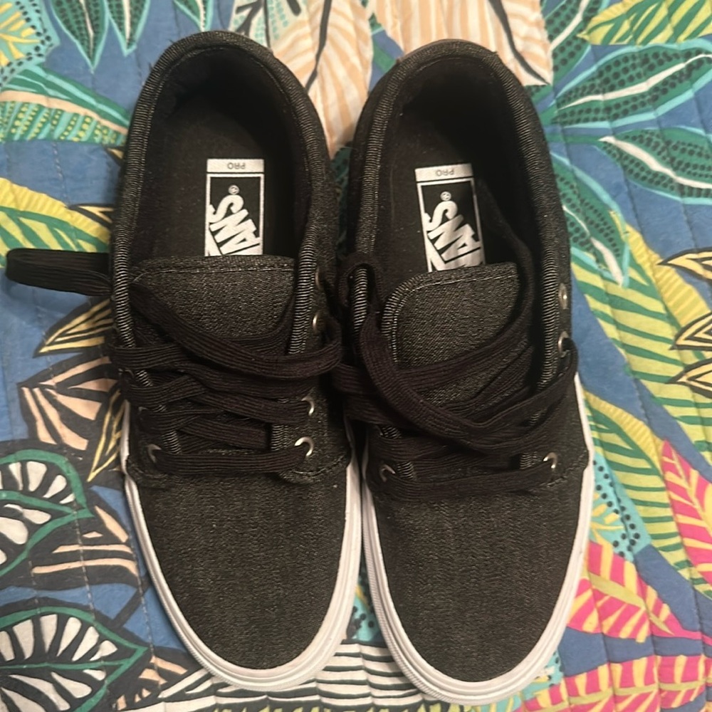 Vans skate shoe. Men’s 7. Dark grayish black. No box. New with tags.